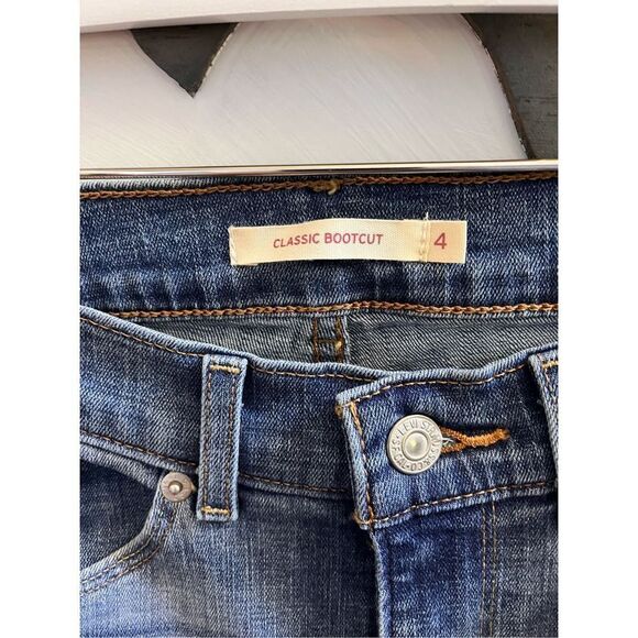 Levi’s Classic Cuffed Bootcut Jeans sz 4 EUC - Picture 5 of 6